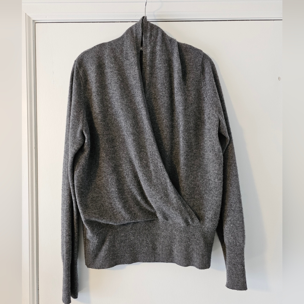 Neiman Marcus grey cashmere surplice sweater